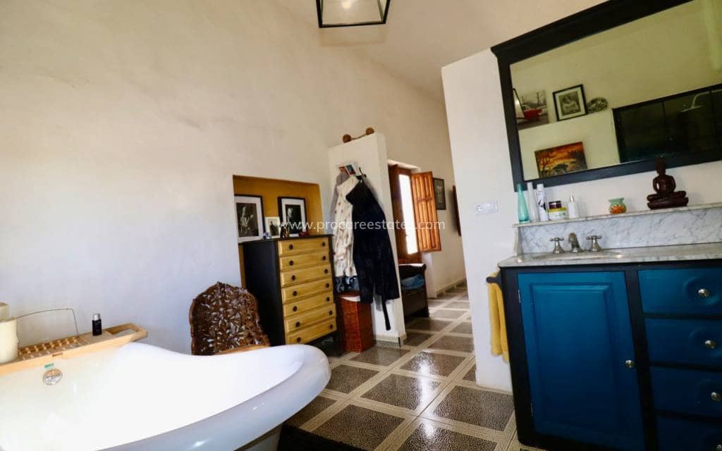 3 soverom Finca/Herregård til salgs i Dolores med svømmebasseng - € 335 000 (Ref: 8891671)