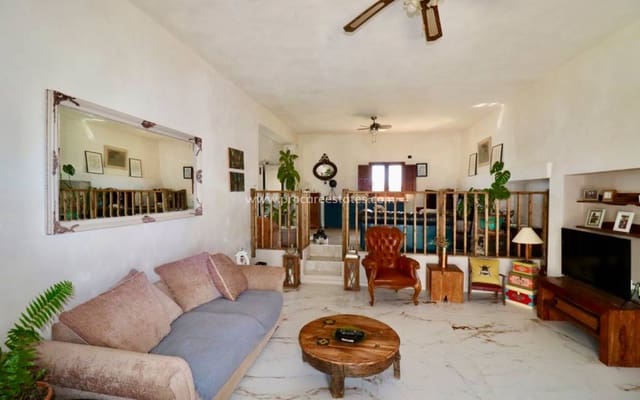 3 bedroom Finca/Country House for sale in Dolores with pool - € 335,000 (Ref: 8891671)