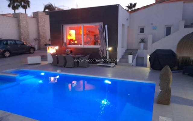6 camera da letto Villa in vendita in Ciudad Quesada, Rojales con piscina - 685.000 € (Rif: 8981514)