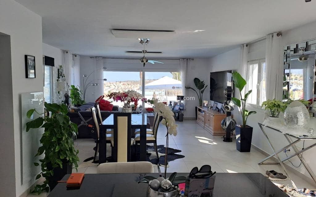 6 bedroom Villa for sale in Ciudad Quesada with pool - € 685,000 (Ref: 8981514)