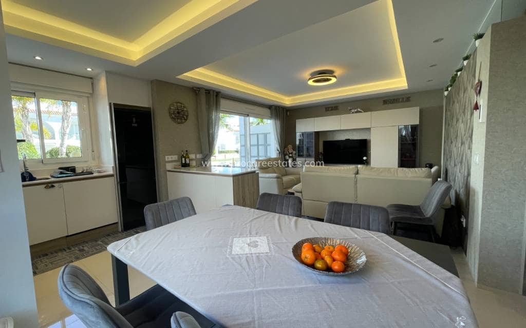 2 chambre Appartement à vendre à Ciudad Quesada avec piscine - 334 000 € (Ref: 8981515)