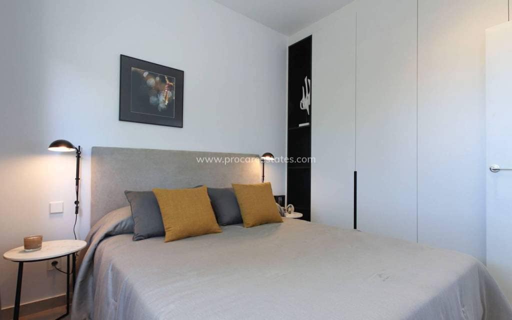 3 bedroom Villa for sale in Ciudad Quesada with pool - € 750,000 (Ref: 8981516)