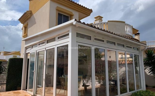 3 soverom Villa til salgs i El Raso, Guardamar del Segura med svømmebasseng - € 285 000 (Ref: 8981520)