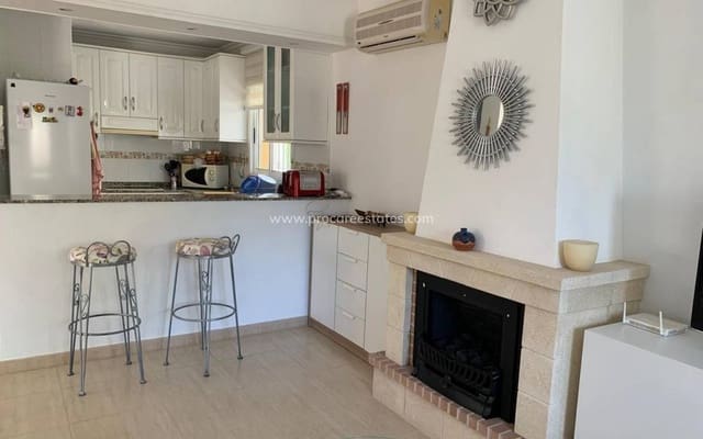 3 soveværelse Villa til salg i El Raso, Guardamar del Segura med swimmingpool - € 269.000 (Ref: 8981520)