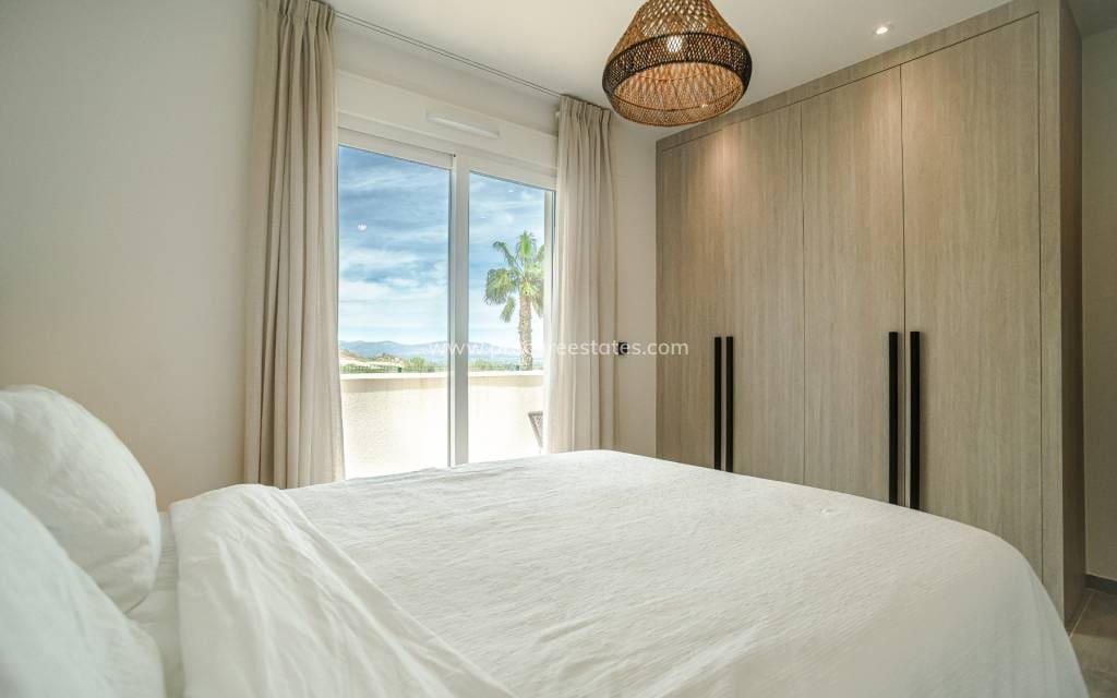 3 chambre Appartement à vendre à Algorfa avec piscine - 375 000 € (Ref: 8981521)