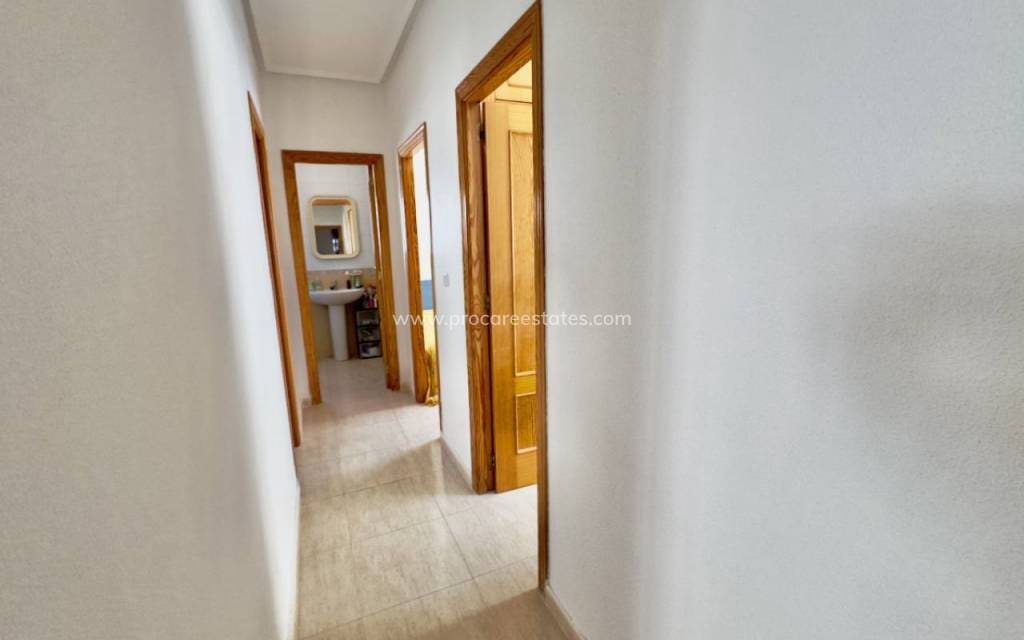 3 soveværelse Villa til salg i Lo Crispin med swimmingpool - € 199.950 (Ref: 8981530)