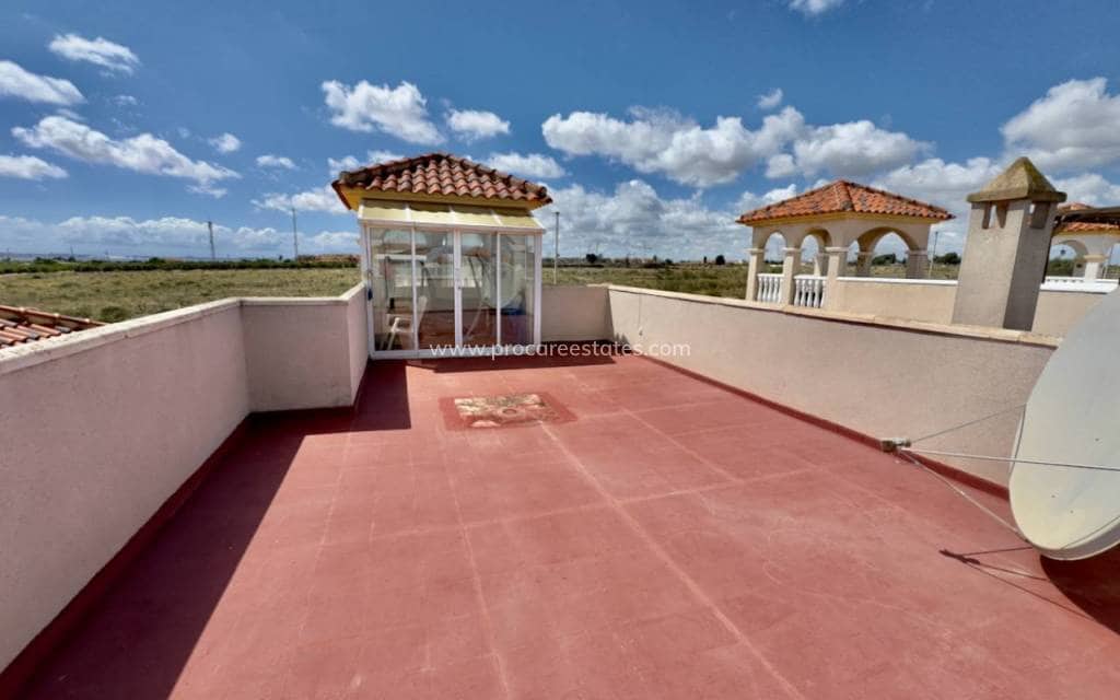 3 soveværelse Villa til salg i Lo Crispin med swimmingpool - € 199.950 (Ref: 8981530)