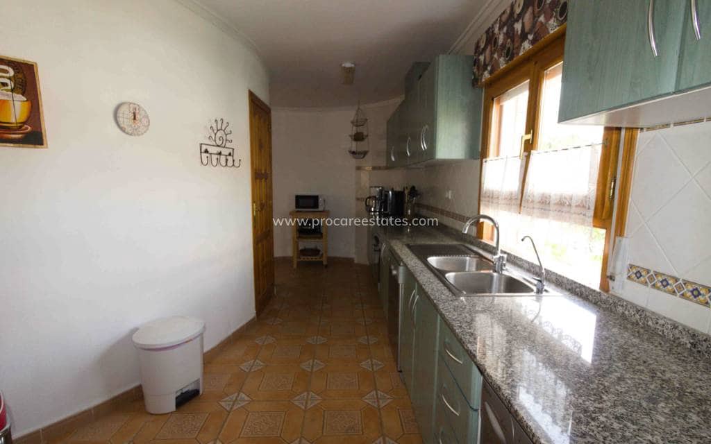 5 bedroom Villa for sale in Ciudad Quesada with pool - € 559,000 (Ref: 8981533)