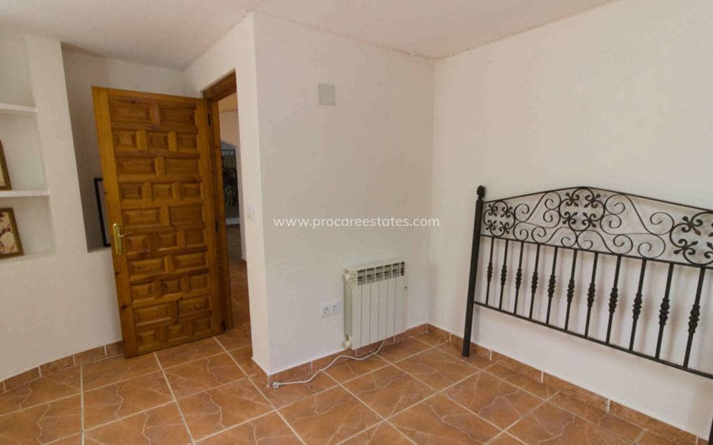 5 bedroom Villa for sale in Ciudad Quesada with pool - € 559,000 (Ref: 8981533)