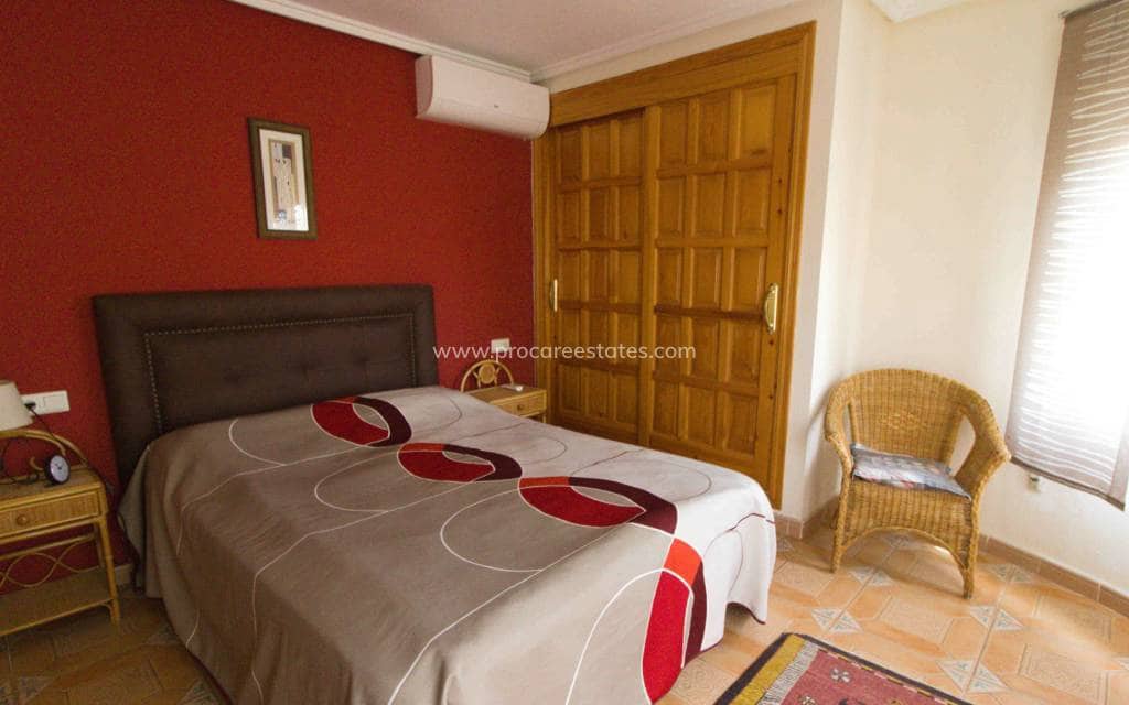 5 bedroom Villa for sale in Ciudad Quesada with pool - € 559,000 (Ref: 8981533)