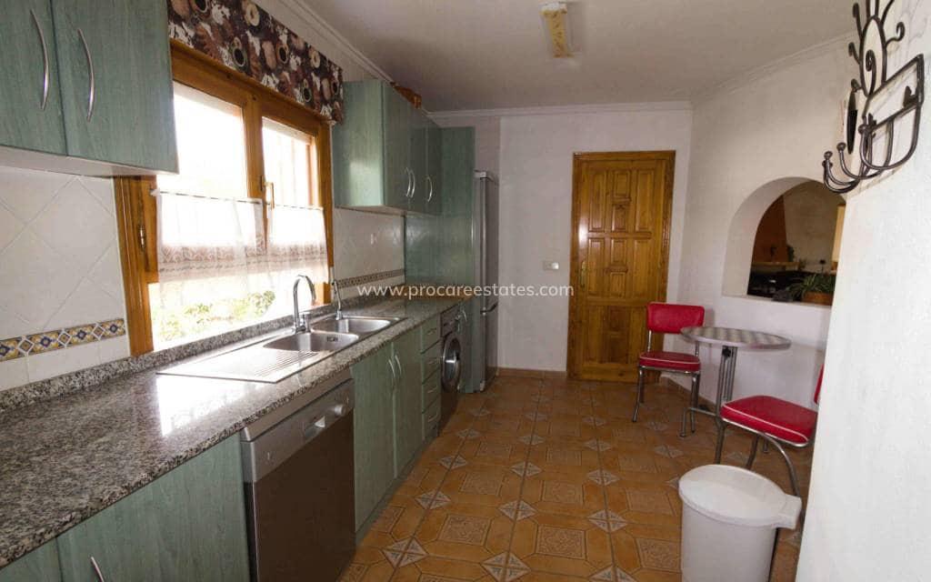 5 bedroom Villa for sale in Ciudad Quesada with pool - € 559,000 (Ref: 8981533)