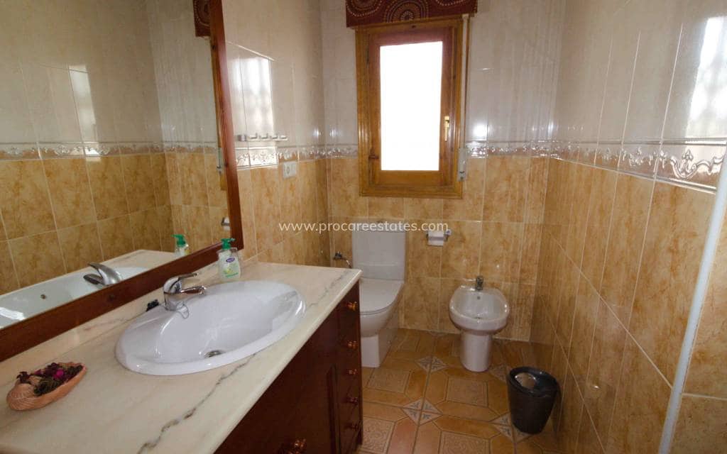 5 bedroom Villa for sale in Ciudad Quesada with pool - € 559,000 (Ref: 8981533)