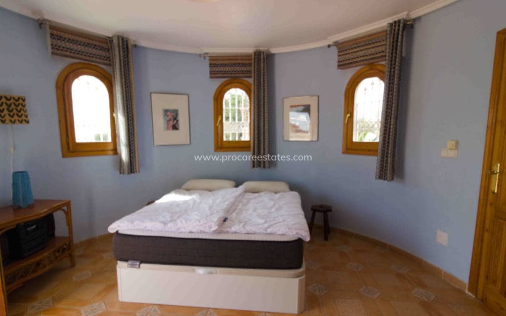 5 bedroom Villa for sale in Ciudad Quesada with pool - € 559,000 (Ref: 8981533)