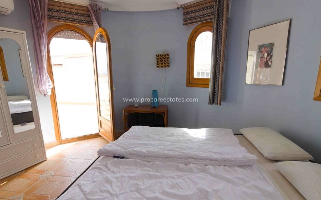 5 bedroom Villa for sale in Ciudad Quesada with pool - € 559,000 (Ref: 8981533)