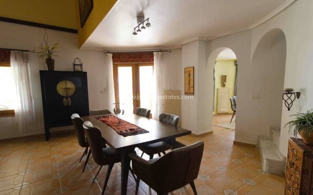 5 makuuhuone Huvila myytävänä paikassa Ciudad Quesada, Rojales mukana uima-altaan - 559 000 € (Ref: 8981533)