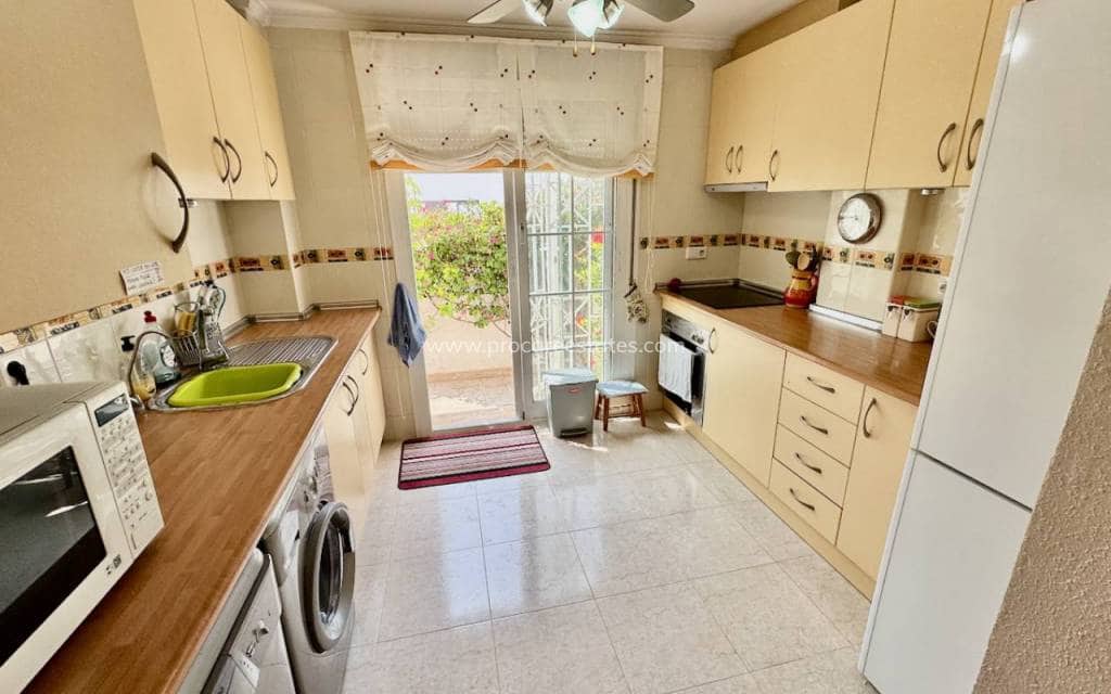 3 soveværelse Villa til salg i Ciudad Quesada med swimmingpool - € 195.000 (Ref: 9041331)