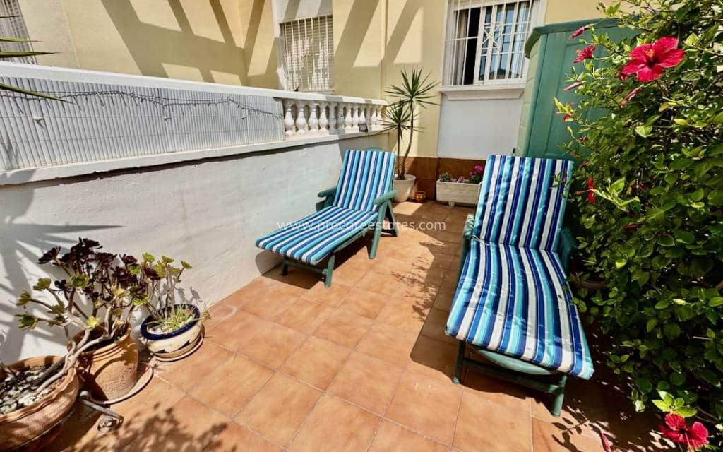 3 soveværelse Villa til salg i Ciudad Quesada med swimmingpool - € 195.000 (Ref: 9041331)