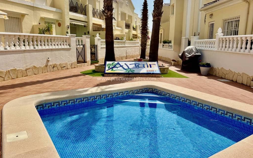 3 soveværelse Villa til salg i Ciudad Quesada med swimmingpool - € 195.000 (Ref: 9041331)