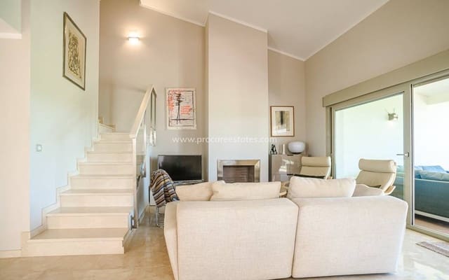 Chalet de 3 habitaciones en San Miguel de Salinas en venta con piscina - 525.000 € (Ref: 9041568)