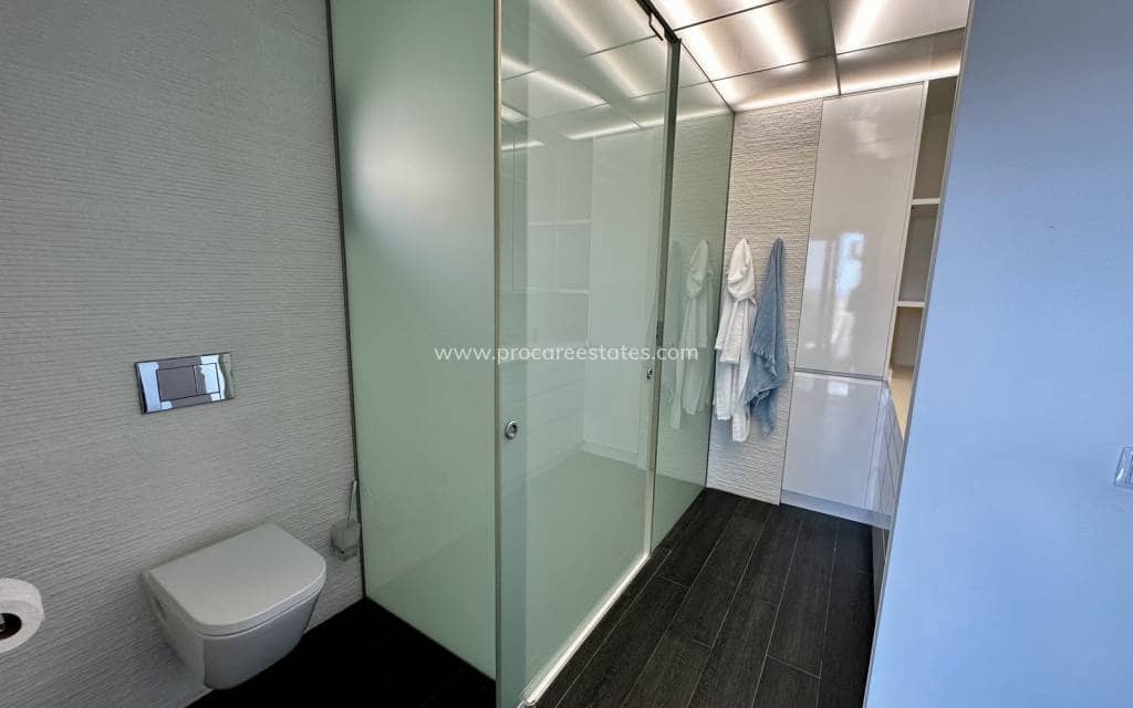 2 slaapkamer Penthouse te koop in Guardamar del Segura met zwembad garage - € 429.000 (Ref: 9193082)