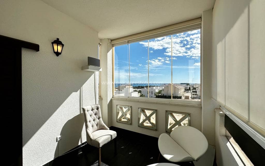 2 slaapkamer Penthouse te koop in Guardamar del Segura met zwembad garage - € 429.000 (Ref: 9193082)