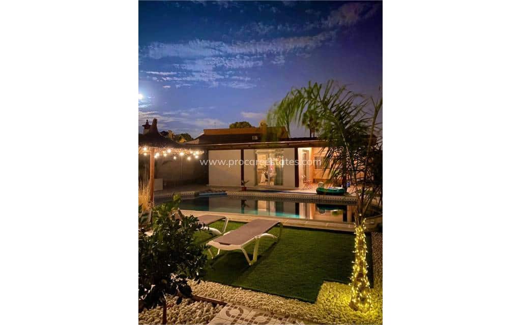 4 chambre Villa/Maison à vendre à Ciudad Quesada avec piscine - 530 000 € (Ref: 9211072)