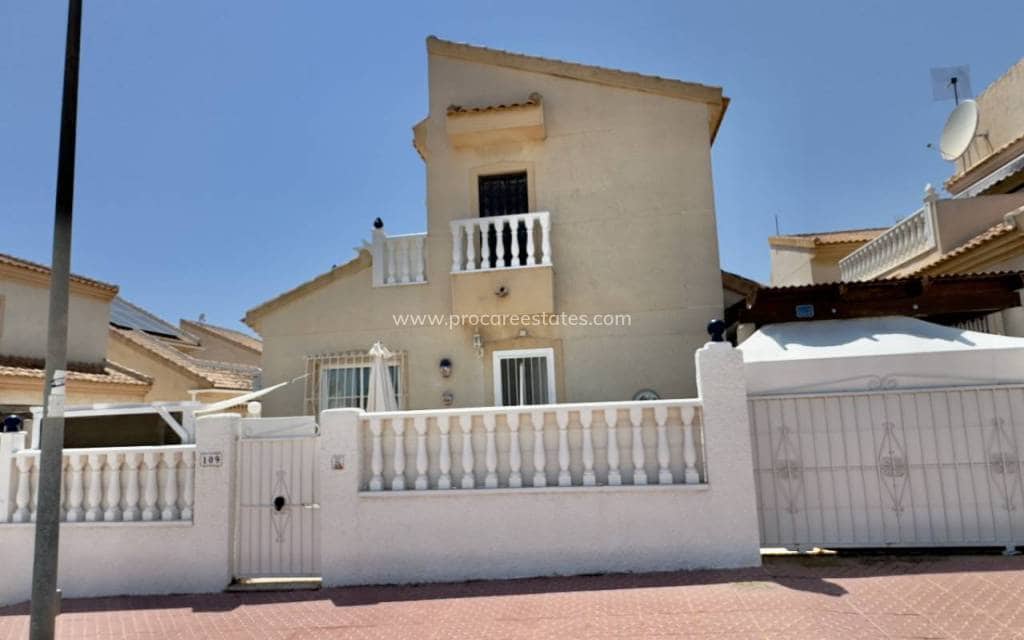 3 bedroom Villa for sale in Ciudad Quesada with pool - € 199,995 (Ref: 9211076)