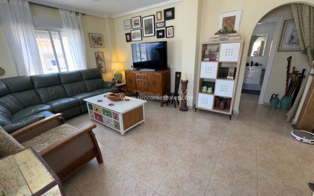 3 bedroom Villa for sale in Ciudad Quesada with pool - € 199,995 (Ref: 9211076)