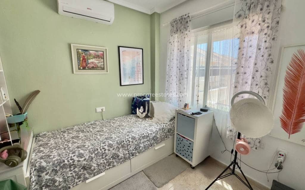 3 bedroom Villa for sale in Ciudad Quesada with pool - € 199,995 (Ref: 9211076)