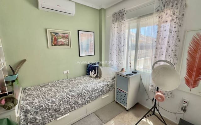 3 makuuhuone Huvila myytävänä paikassa Ciudad Quesada, Rojales mukana uima-altaan - 199 995 € (Ref: 9211076)