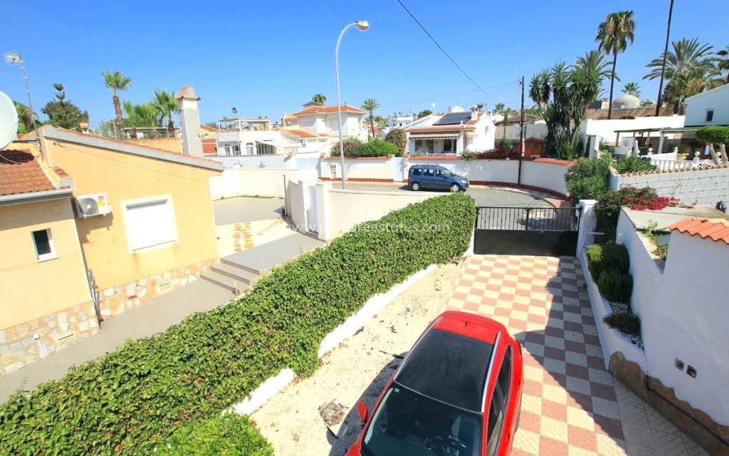 3 camera da letto Villa in vendita in Ciudad Quesada con piscina - 399.950 € (Rif: 9211078)