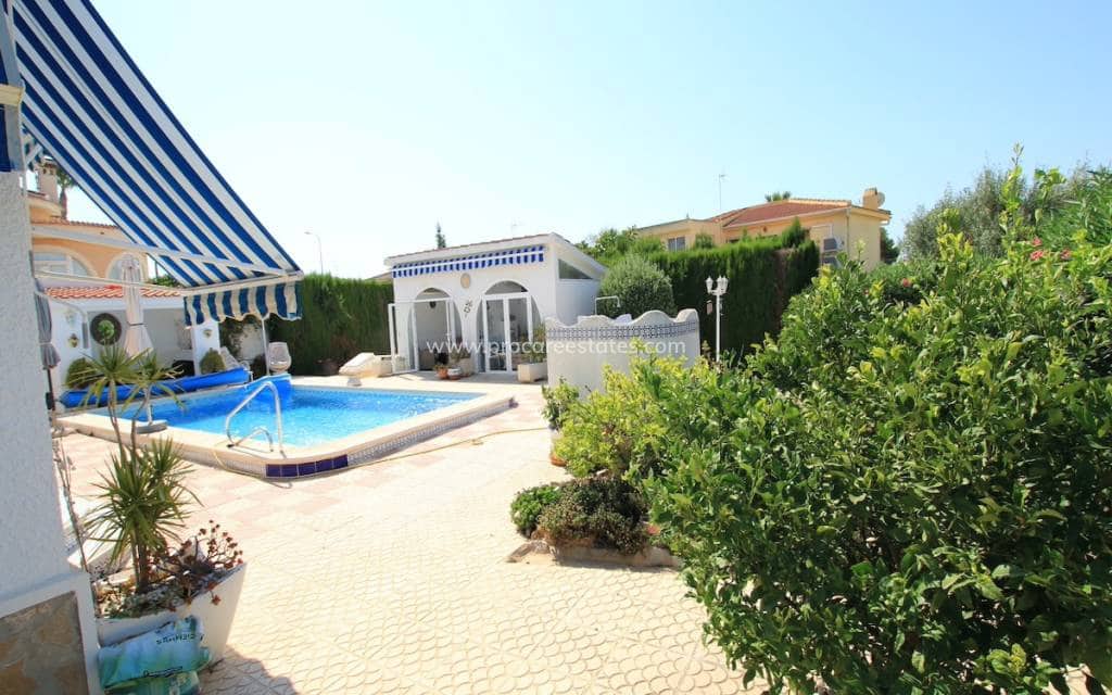 3 camera da letto Villa in vendita in Ciudad Quesada con piscina - 399.950 € (Rif: 9211078)