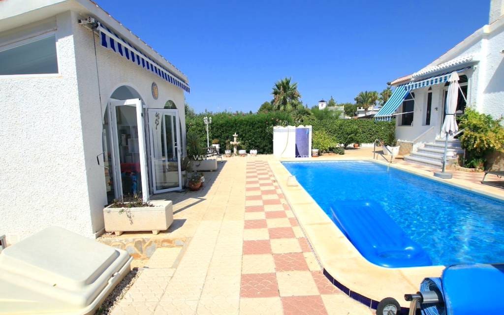 3 camera da letto Villa in vendita in Ciudad Quesada con piscina - 399.950 € (Rif: 9211078)