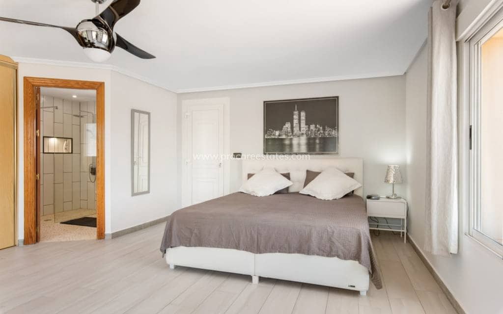 4 soverom Finca/Herregård til salgs i Catral med svømmebasseng - € 565 000 (Ref: 9211083)