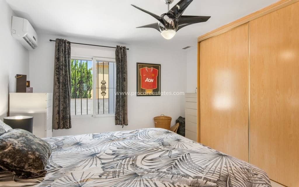 4 soverom Finca/Herregård til salgs i Catral med svømmebasseng - € 565 000 (Ref: 9211083)