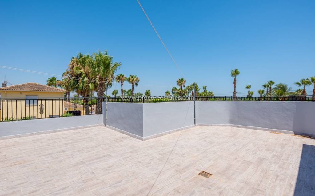 4 soverom Finca/Herregård til salgs i Catral med svømmebasseng - € 565 000 (Ref: 9211083)