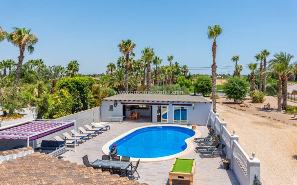 4 soverom Finca/Herregård til salgs i Catral med svømmebasseng - € 565 000 (Ref: 9211083)