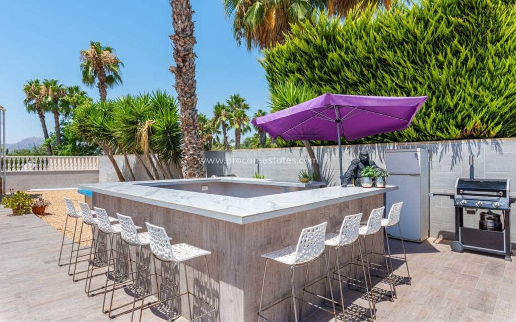 4 soverom Finca/Herregård til salgs i Catral med svømmebasseng - € 565 000 (Ref: 9211083)