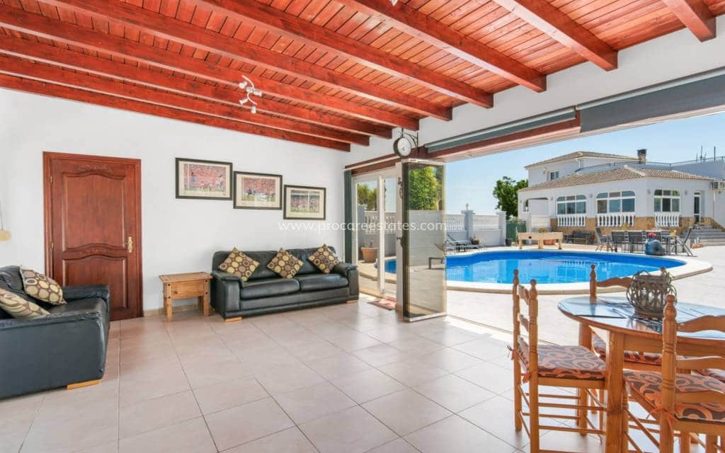 4 soverom Finca/Herregård til salgs i Catral med svømmebasseng - € 565 000 (Ref: 9211083)