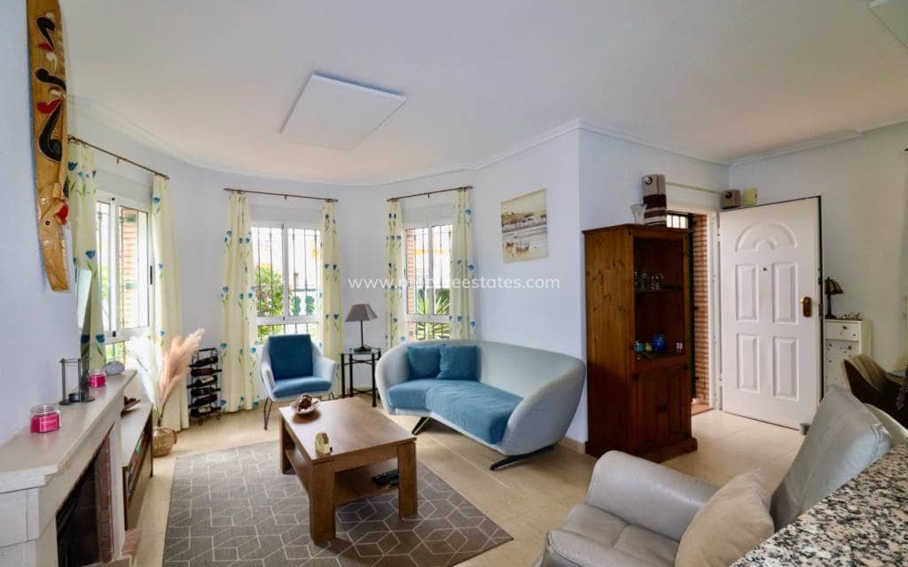 2 soverom Villa til salgs i El Raso med svømmebasseng - € 225 000 (Ref: 9294141)