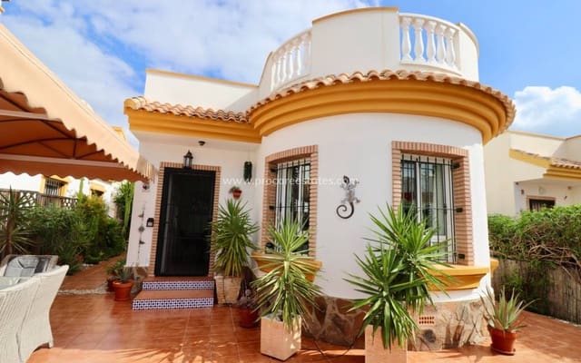 2 slaapkamer Villa te koop in El Raso, Guardamar del Segura met zwembad - € 225.000 (Ref: 9294141)