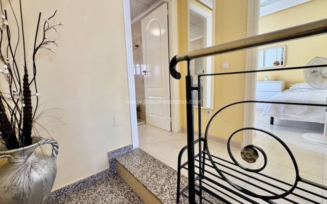 3 bedroom Villa for sale in Ciudad Quesada, Rojales with pool - € 260,000 (Ref: 9343614)