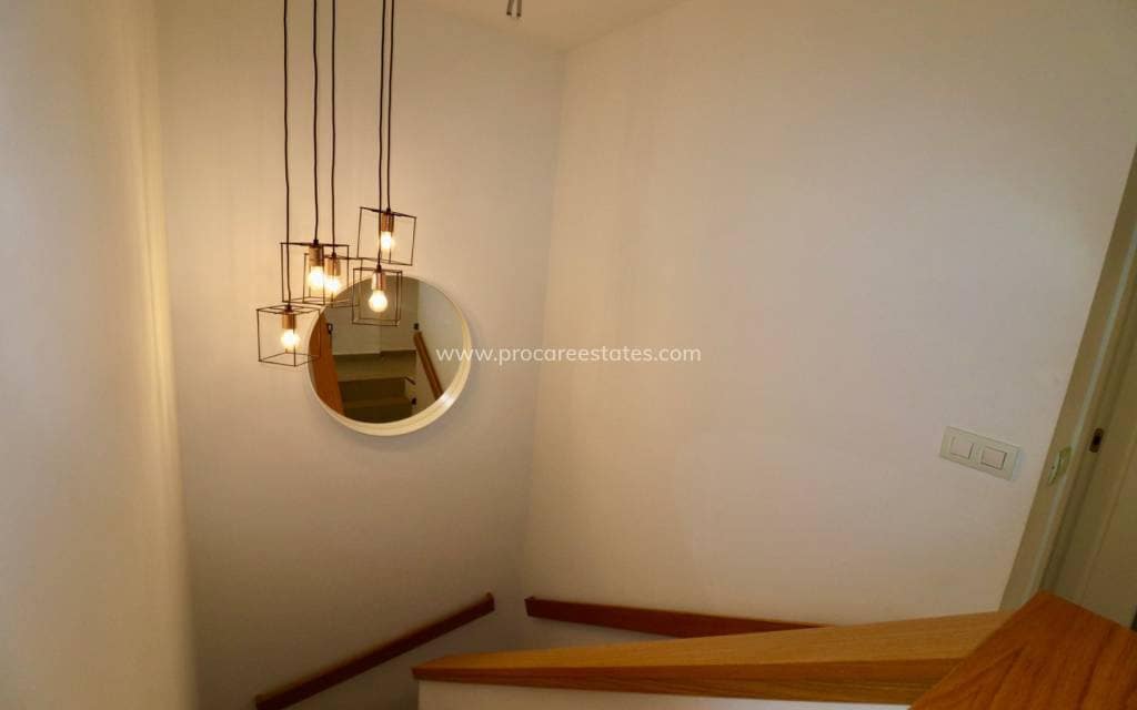 3 sovrum Lägenhet till salu i Guardamar del Segura med pool garage - 375 000 € (Ref: 9356966)