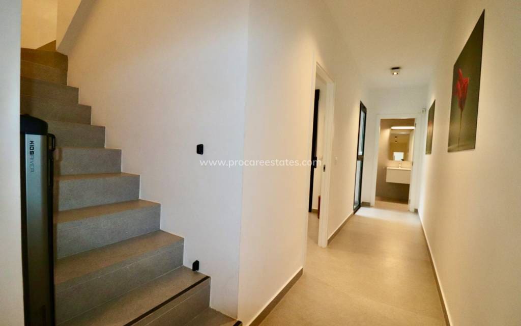 3 sovrum Lägenhet till salu i Guardamar del Segura med pool garage - 375 000 € (Ref: 9356966)