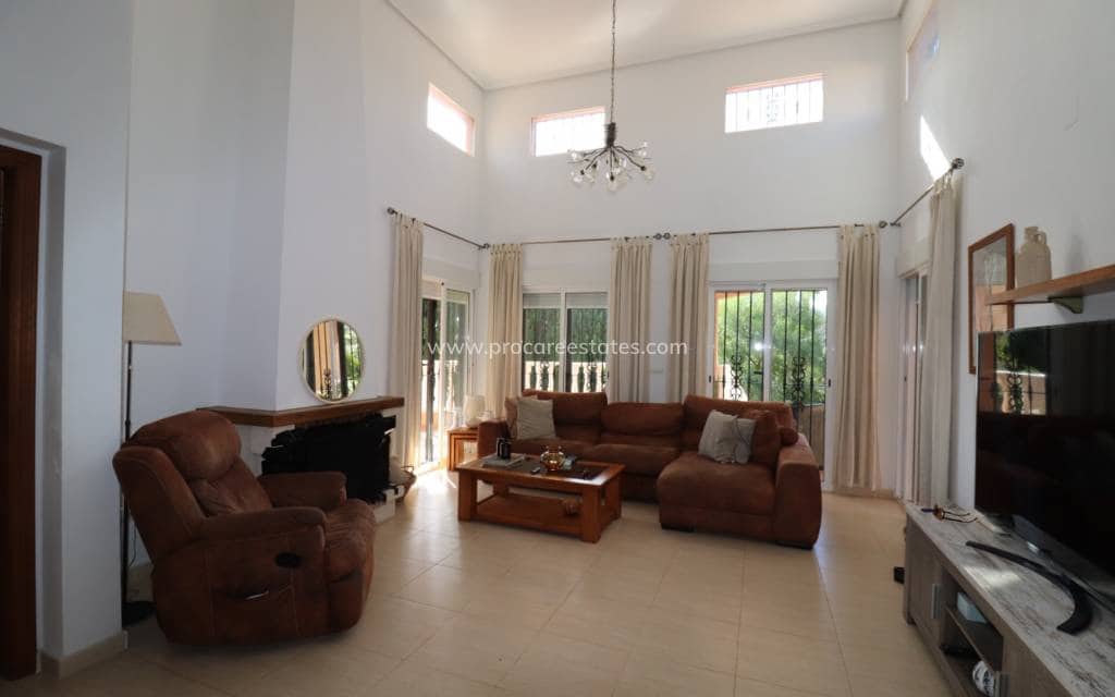 4 chambre Finca/Maison de Campagne à vendre à Catral avec piscine garage - 459 000 € (Ref: 9360905)