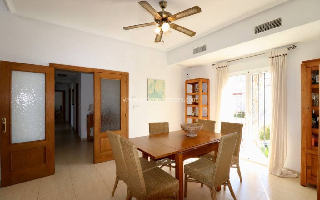 4 chambre Finca/Maison de Campagne à vendre à Catral avec piscine garage - 459 000 € (Ref: 9360905)