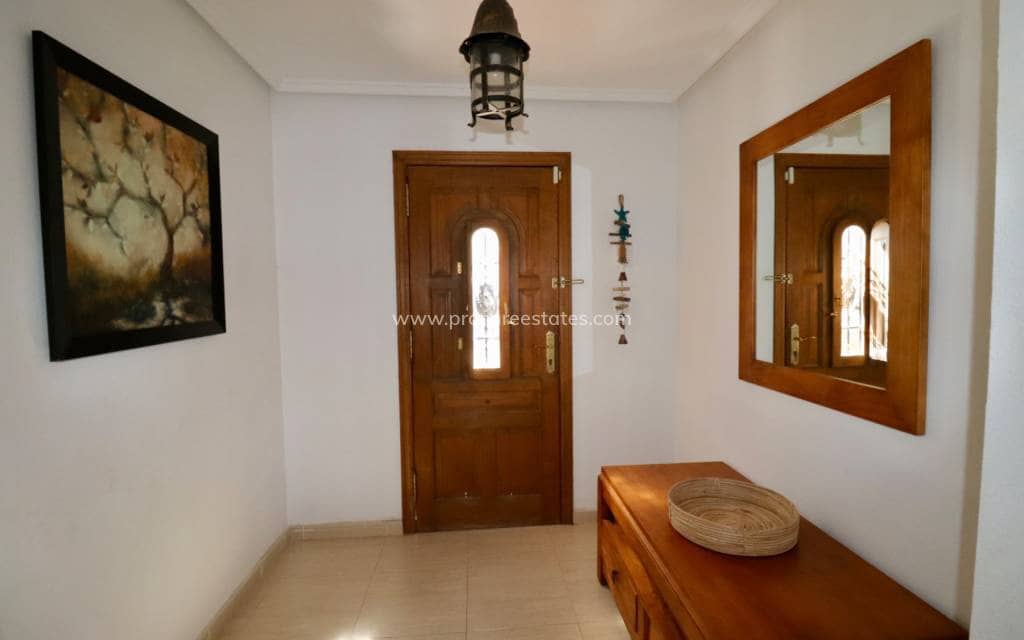 4 chambre Finca/Maison de Campagne à vendre à Catral avec piscine garage - 459 000 € (Ref: 9360905)