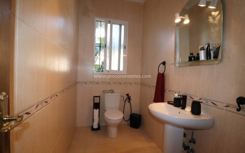 4 chambre Finca/Maison de Campagne à vendre à Catral avec piscine garage - 459 000 € (Ref: 9360905)