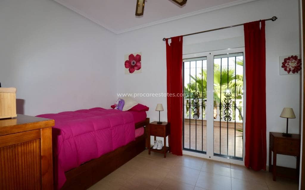 4 chambre Finca/Maison de Campagne à vendre à Catral avec piscine garage - 459 000 € (Ref: 9360905)