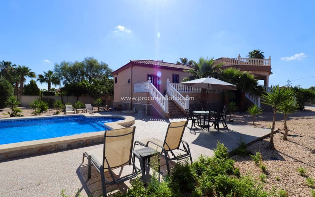 4 chambre Finca/Maison de Campagne à vendre à Catral avec piscine garage - 459 000 € (Ref: 9360905)